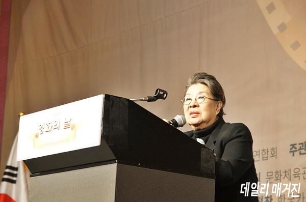 엄앵란2_600.JPG