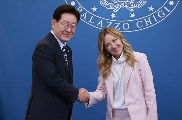 李대통령, 이탈리아 멜로니 총리와 회...