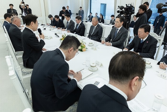 경제계, "주요 10개 그룹...