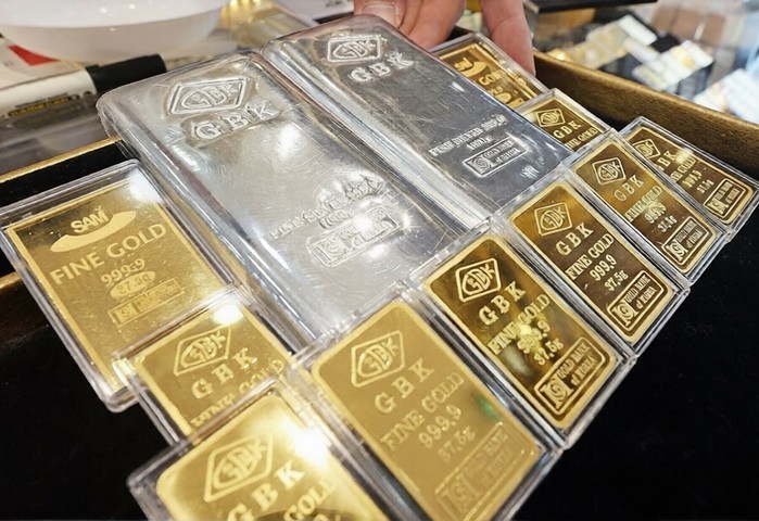 중동지역 정세 불안 지속…금 가격, 5거래일 연속 하락