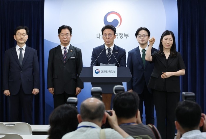 金총리 "삼성전자 파업 시 긴급조정권 발동 검토"…노사 압박 '초강수'