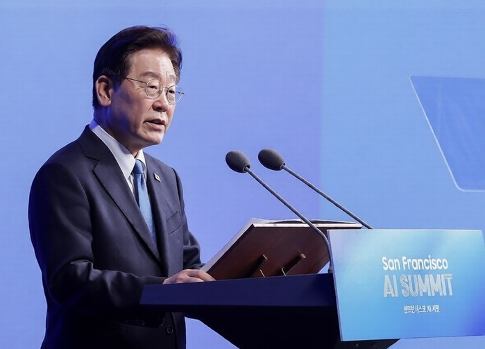 李대통령, '샌프란시스코 AI 선언' 발표…"韓, 글로벌 AI 공급망 핵심·AI 기본사회 철학 강조"